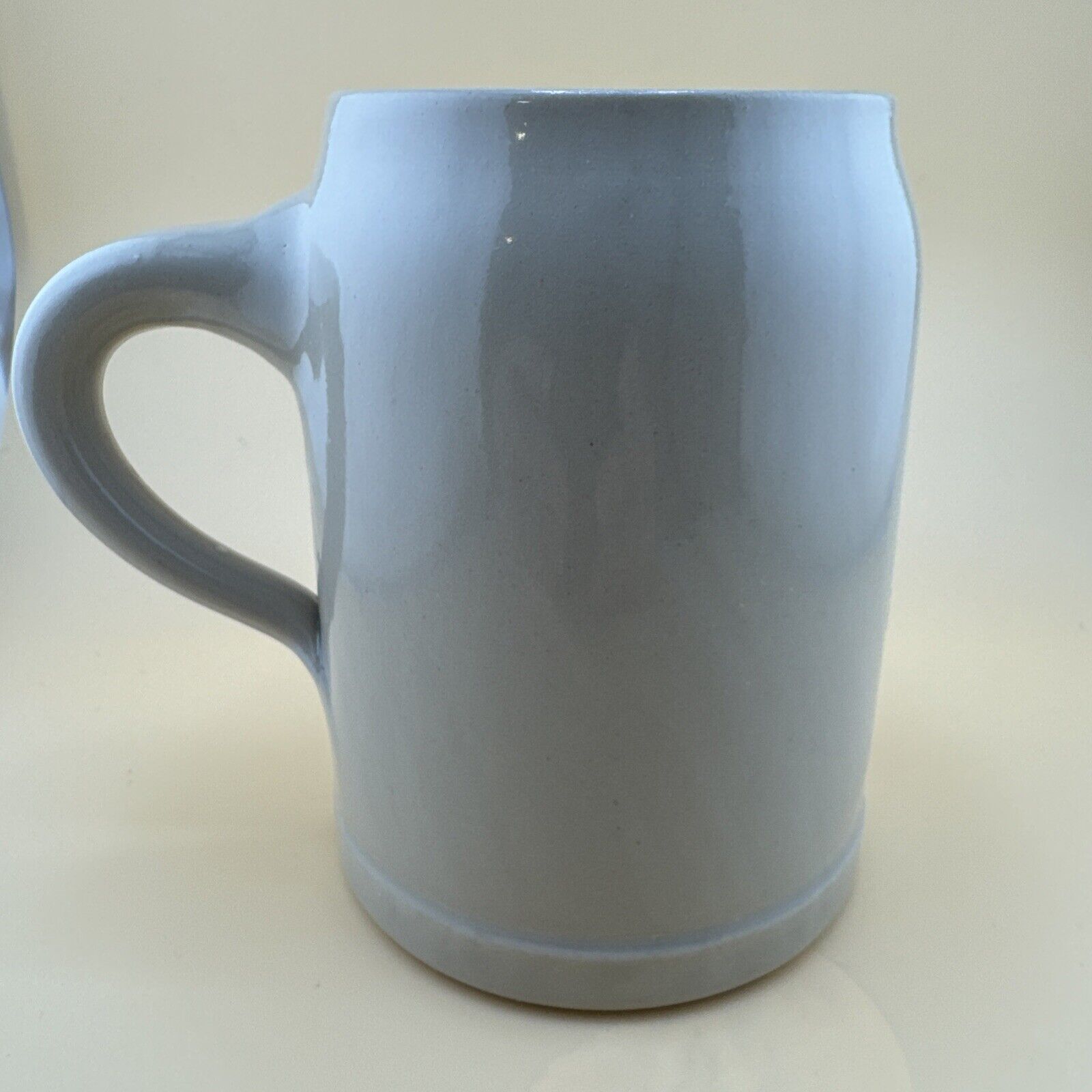 German Hacker-Pschorr Munchen .5 Liter Beer Mug Stoneware