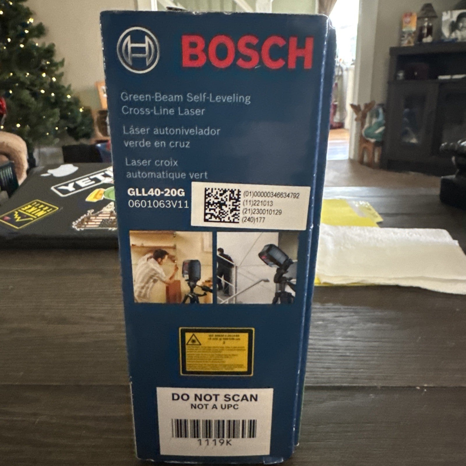 Bosch GLL40-20G Green-Beam Self-Leveling Cross-Line Laser -NOB FE3065369