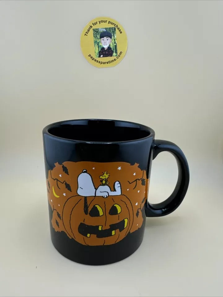 Peanuts Snoopy Great Pumpkin Black Coffee Mug Large Halloween 2022 EUC